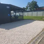 Διαμέρισμα Tin Men Apartmanhaz