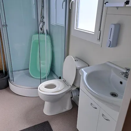 Apartment Tin Men Apartmanhaz Tiszafured