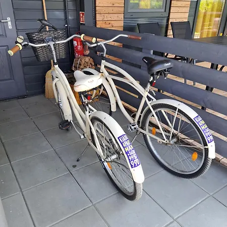 Tin Men Apartmanhaz شقة Tiszafüred
