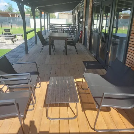 Apartment Tin Men Apartmanhaz *